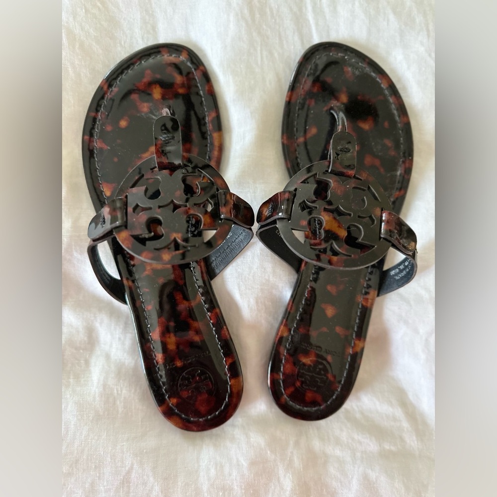 NWOT TORY BURCH MILLERS